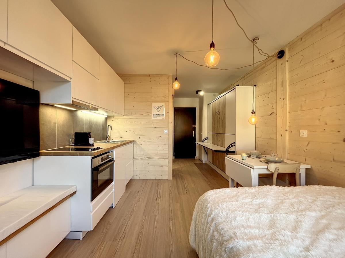 Superbe Studio Refait A Neuf Et Tout Equipe Avec Parking Chamonix Buitenkant foto