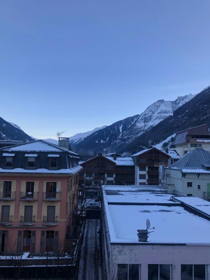 Superbe Studio Refait A Neuf Et Tout Equipe Avec Parking Chamonix Buitenkant foto